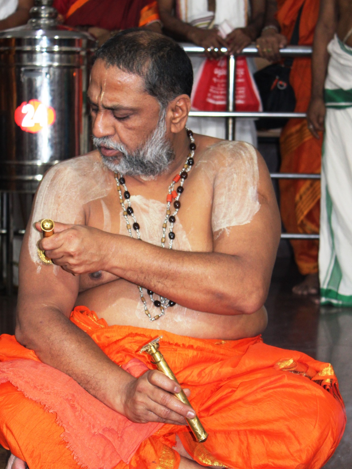 ಮಂತ್ರಾಲಯ ಶ್ರೀಮಠದಲ್ಲಿ ಸುದರ್ಶನ ಹೋಮ, ತಪ್ತ ಮುದ್ರಾಧಾರಣೆ