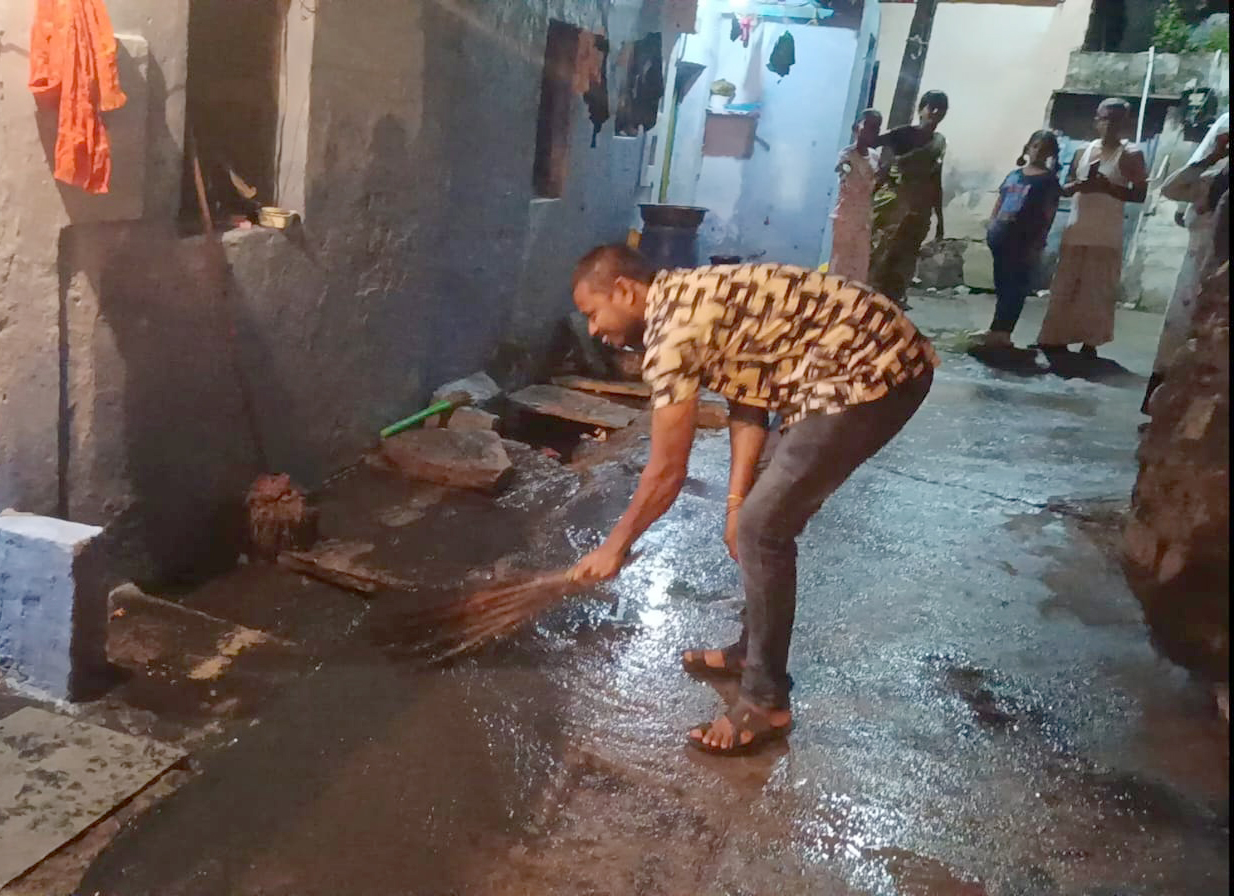 ಅವೈಜ್ಞಾನಿಕ ಚರಂಡಿ ಕಾಮಗಾರಿ: ಮಳೆ ಬಂದರೆ ಮನೆಯೊಳಗೆ ನೀರು, ನಿವಾಸಿಗಳ ಪರದಾಟ