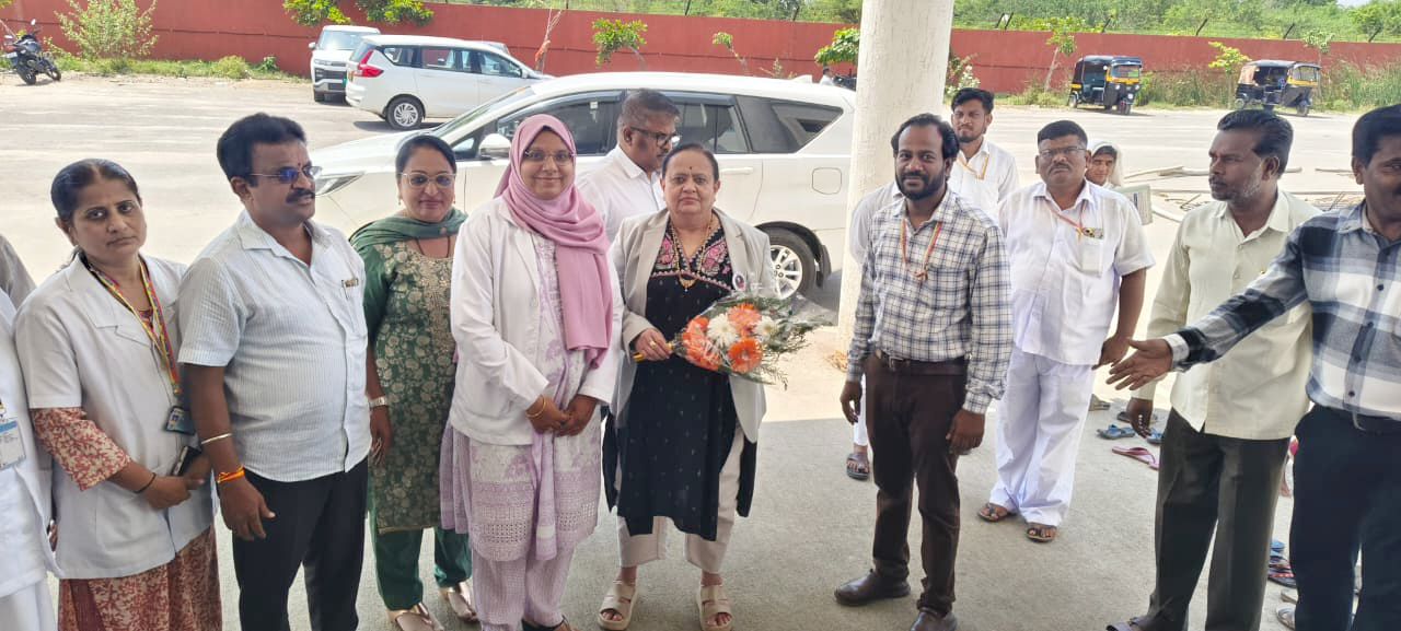 ತಾಯಿ–ಮಕ್ಕಳ ಆಸ್ಪತ್ರೆಯಲ್ಲಿ ಸುಗಮ ಸೇವೆ, ಸ್ವಚ್ಛತೆಗೆ ಆದ್ಯತೆ ನೀಡಲು ಸೂಚನೆ