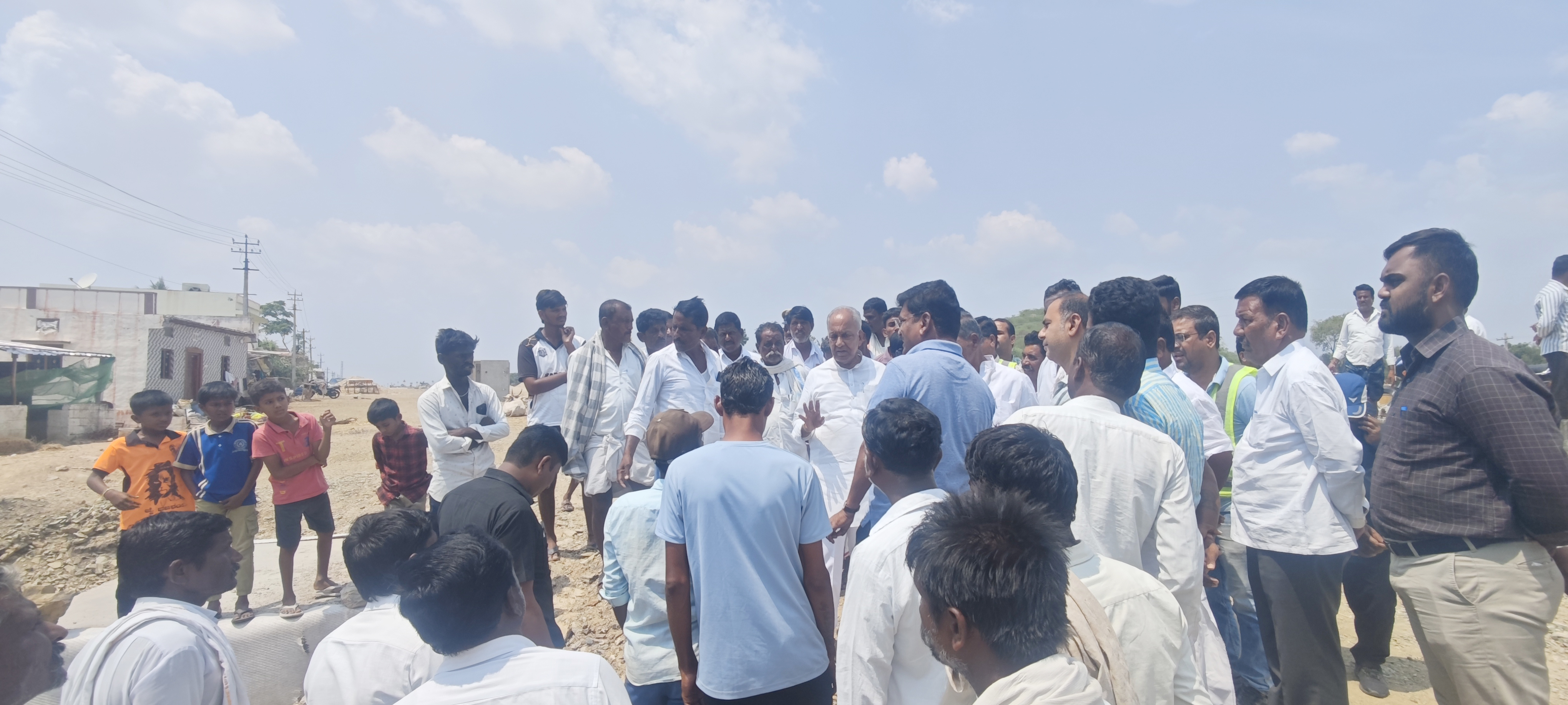 ಪ್ರಜಾಸೌಧ, ಹೆದ್ದಾರಿ, ಕಾಲುವೆ ಕಾಮಗಾರಿ ಪರಿಶೀಲಿಸಿದ ಬೋಸರಾಜು