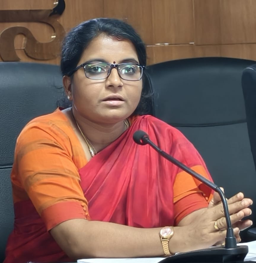 ಸೂರ್ಯಕಾಂತಿ ಉತ್ಪನ್ನ ಖರೀದಿ ಕೇಂದ್ರ ಪ್ರಾರಂಭ: ಜಿಲ್ಲಾಧಿಕಾರಿ ಪೂವಿತಾ ಎಸ್‌.