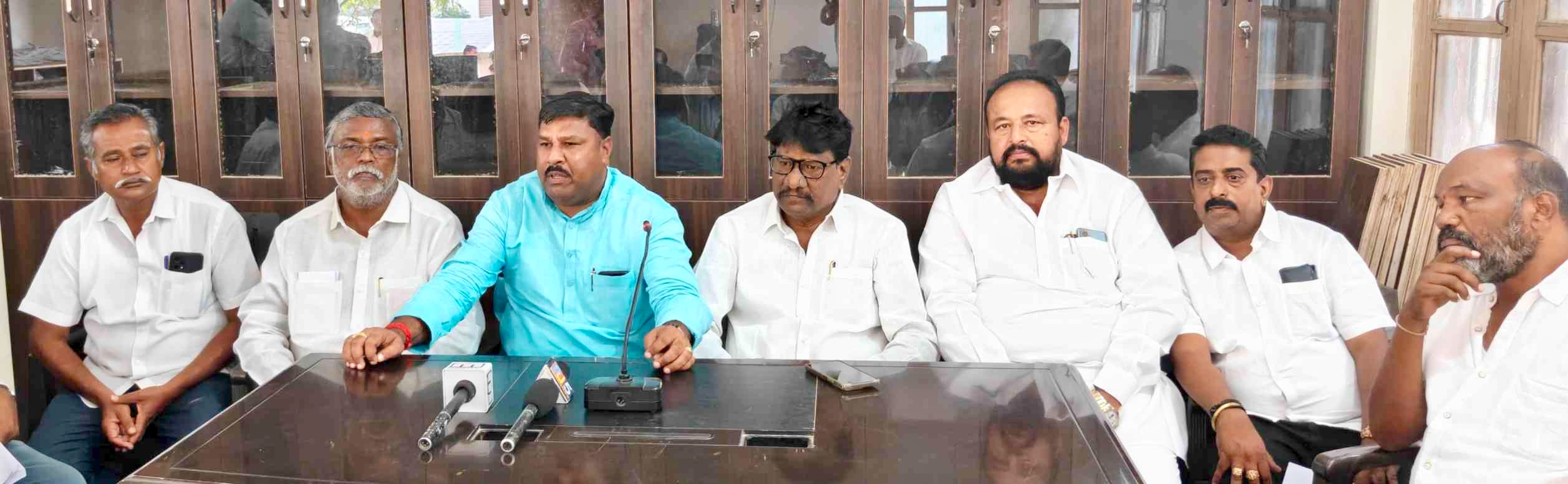 ನಮೋಶಿ ನಾಮಪತ್ರ ಸಲ್ಲಿಕೆಗೆ ಬಿಜೆಪಿ-ಜೆಡಿಎಸ್ ಮುಖಂಡರು ಭಾಗಿ: ವೀರಣ್ಣಗೌಡ ಲೆಕ್ಕಿಹಾಳ