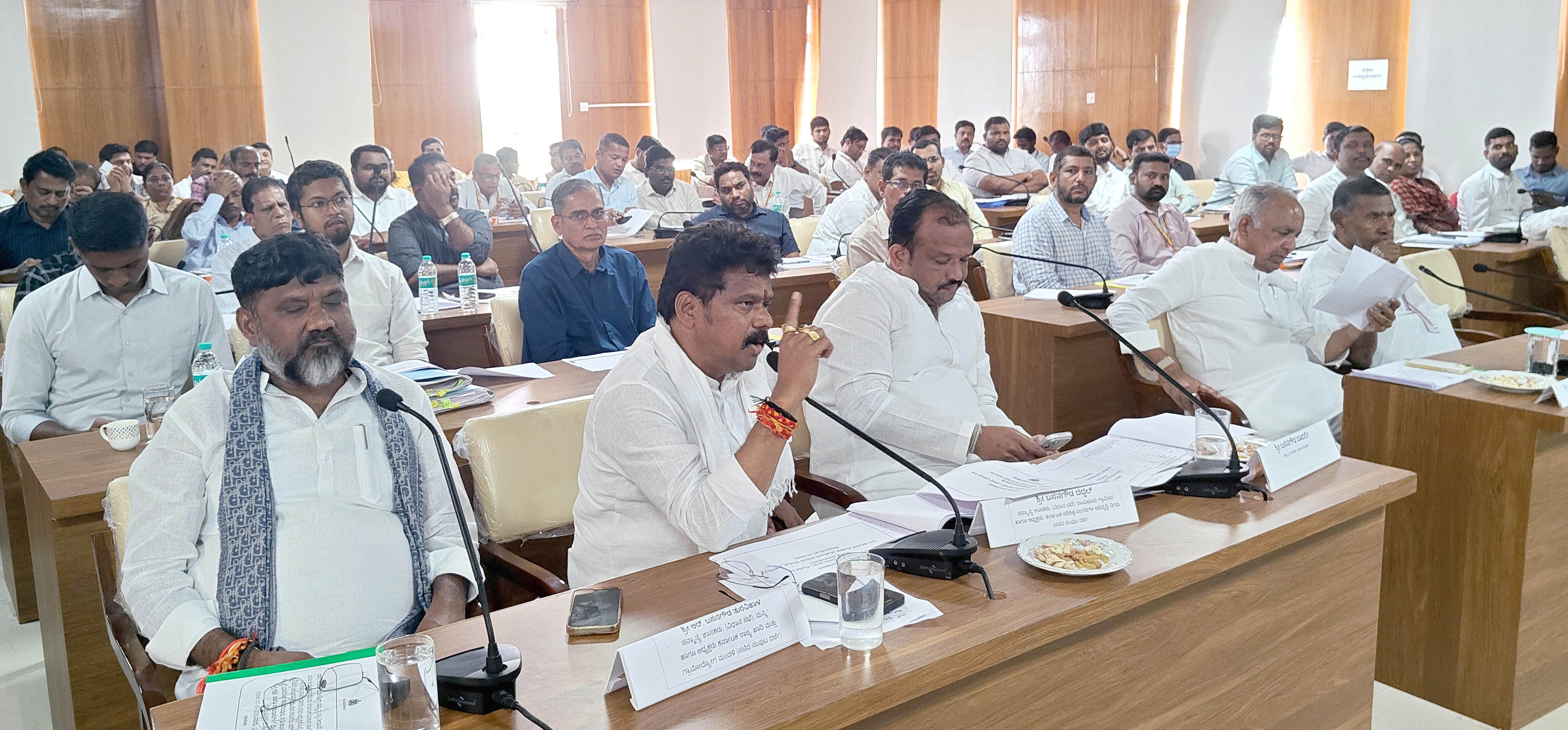 ರೈತರ ಸಂಕಷ್ಟಕ್ಕೆ ಅಗತ್ಯ ನೆರವು: ಸಚಿವ ಡಾ.ಅಜಯ್‌‍ ಧರ್ಮಸಿಂಗ್‌‍