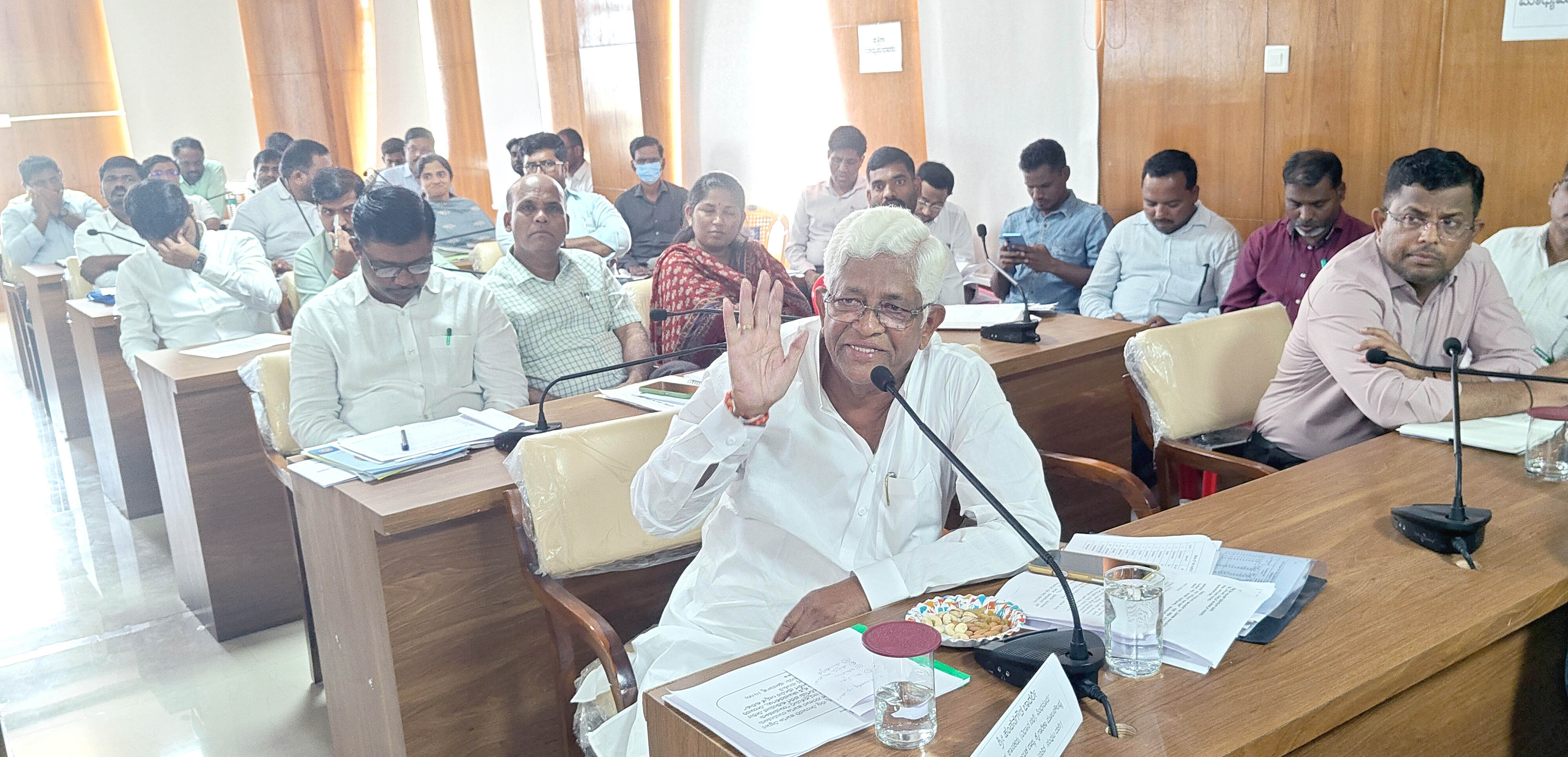 ರೈತರ ಸಂಕಷ್ಟಕ್ಕೆ ಅಗತ್ಯ ನೆರವು: ಸಚಿವ ಡಾ.ಅಜಯ್‌‍ ಧರ್ಮಸಿಂಗ್‌‍