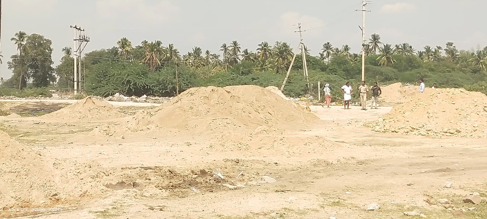 ರಾಜಧನ ಪಾವತಿಸದೆ ಅಕ್ರಮ ಮರಳು ಸಂಗ್ರಹ-ಮಾರಾಟ ಆರೋಪ: ಹನುಮೇಶ್ ಕೆ.