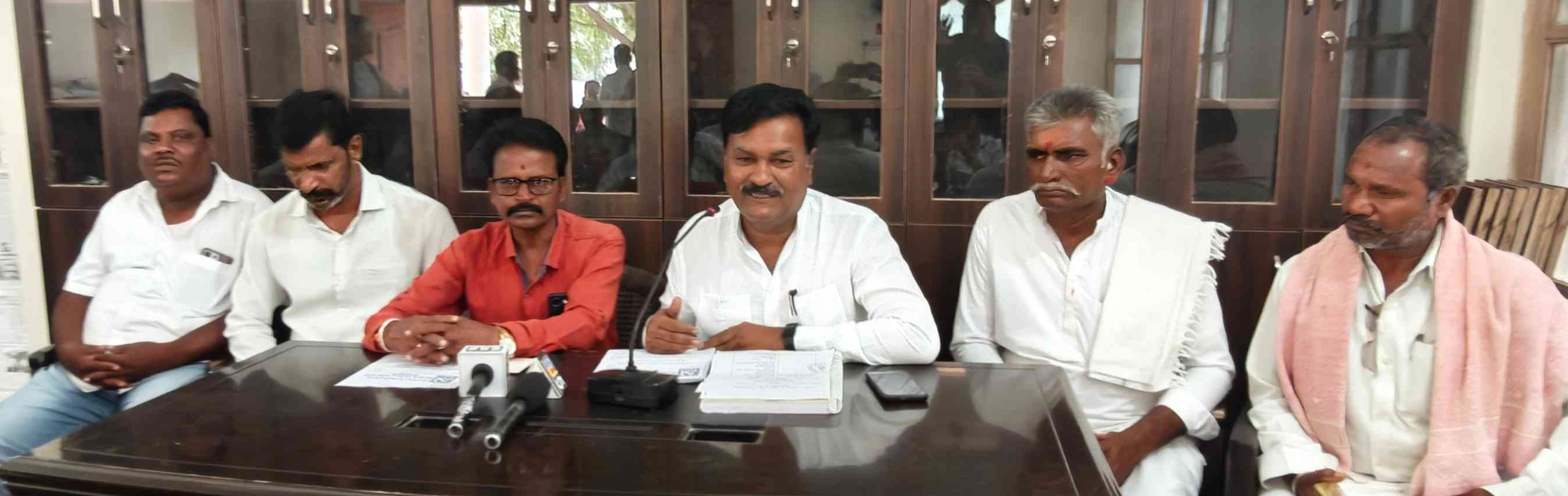ತುಂಗಭದ್ರಾ ಕಾರ್ಮಿಕರ ಬಾಕಿ ವೇತನ ಪಾವತಿ, ವಿಜಯಲಕ್ಷ್ಮಿ ಪಾಟೀಲ ಅಮಾನತಿಗೆ ಅ.22ರ ಗಡುವು