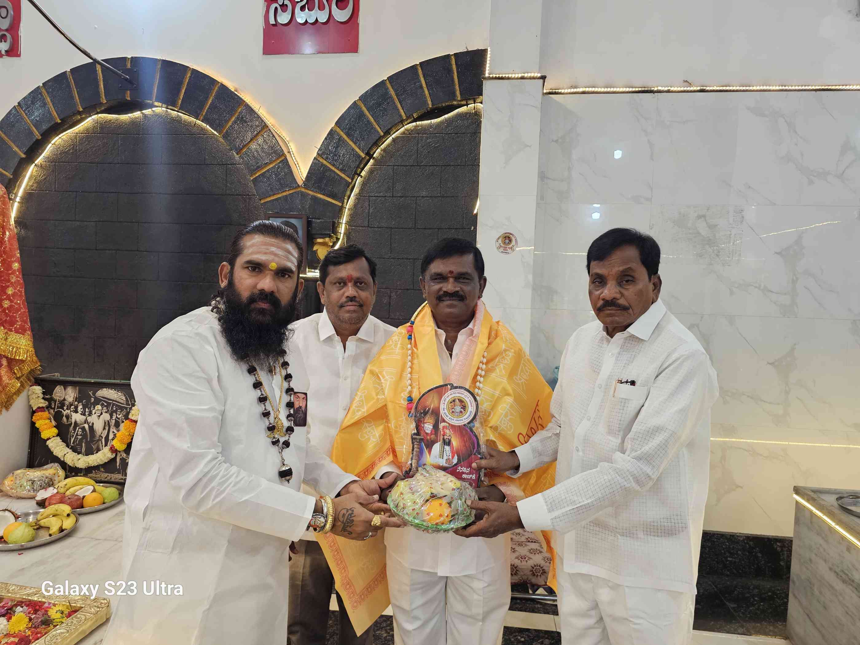 65ನೇ ಜನ್ಮದಿನದ ಅಂಗವಾಗಿ ಓಂ ಸಾಯಿ ಧ್ಯಾನ ಮಂದಿರಕ್ಕೆ ಸಿ. ನಂಜಪ್ಪ ಭೇಟಿ