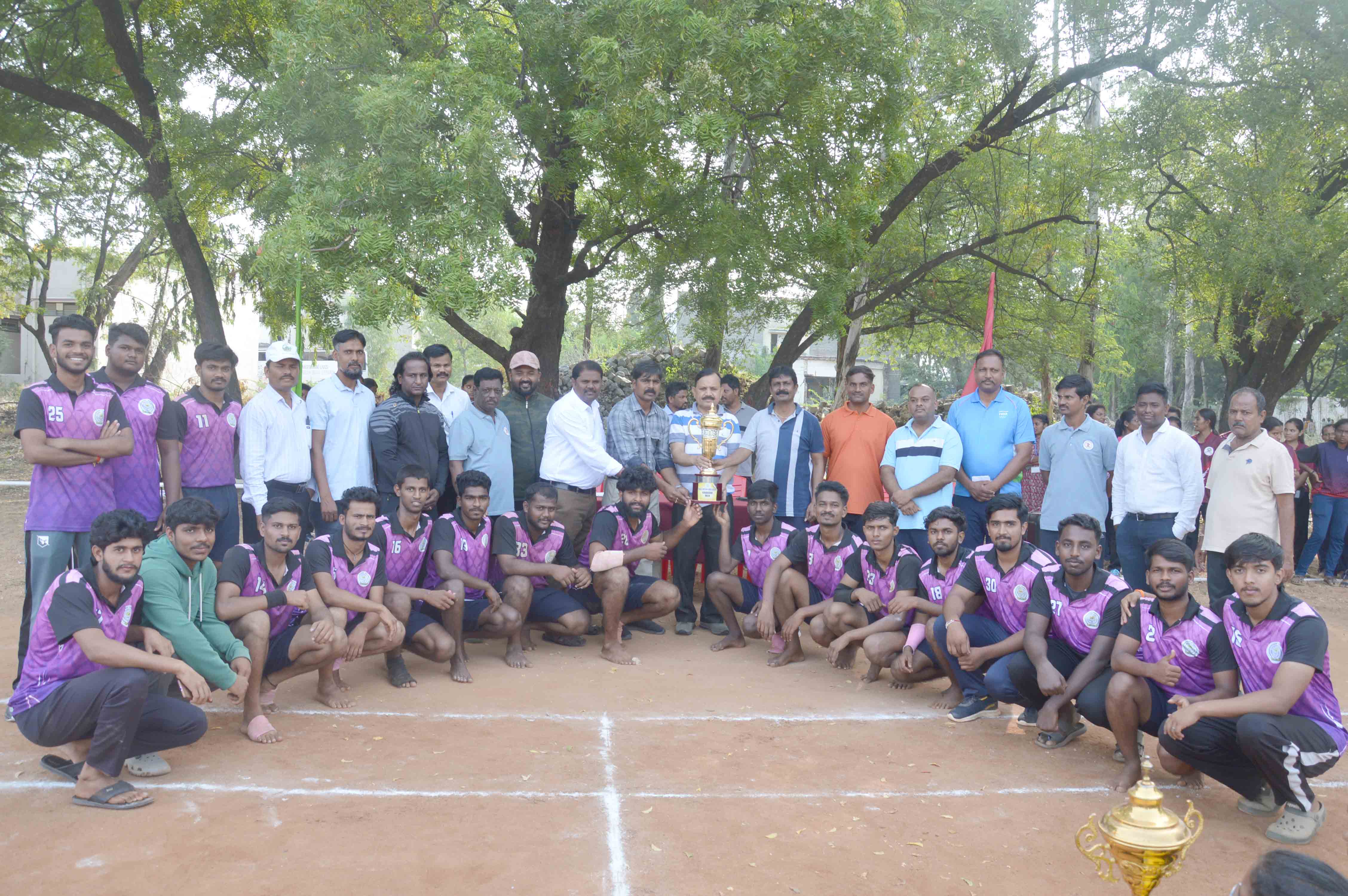 ಕೃಷಿ ವಿಶ್ವವಿದ್ಯಾಲಯದ ಅಂತರ ಮಹಾವಿದ್ಯಾಲಯ ಕ್ರೀಡಾಕೂಟದಲ್ಲಿ ರಾಯಚೂರು ತಂಡಗಳ ಮೇಲುಗೈ