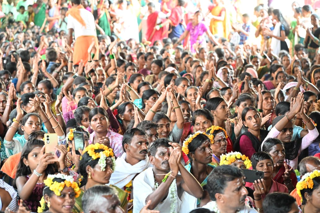 ಇಷ್ಟಲಿಂಗ ಪೂಜೆಯಲ್ಲಿ ಶಾಸಕ ಬಸನಗೌಡ ದದ್ದಲ್ ಭಾಗಿ: ಕಾಯಕ ಮತ್ತು ದಾಸೋಹದ ಮಹತ್ವ ಪ್ರತಿಪಾದನೆ