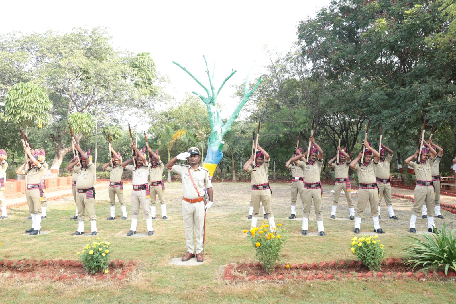 ಪೊಲೀಸ್ ಹುತಾತ್ಮರ ದಿನಾಚರಣೆ: ವೀರಯೋಧರ ತ್ಯಾಗ ಸ್ಮರಿಸಿ ಗೌರವ ನಮನ